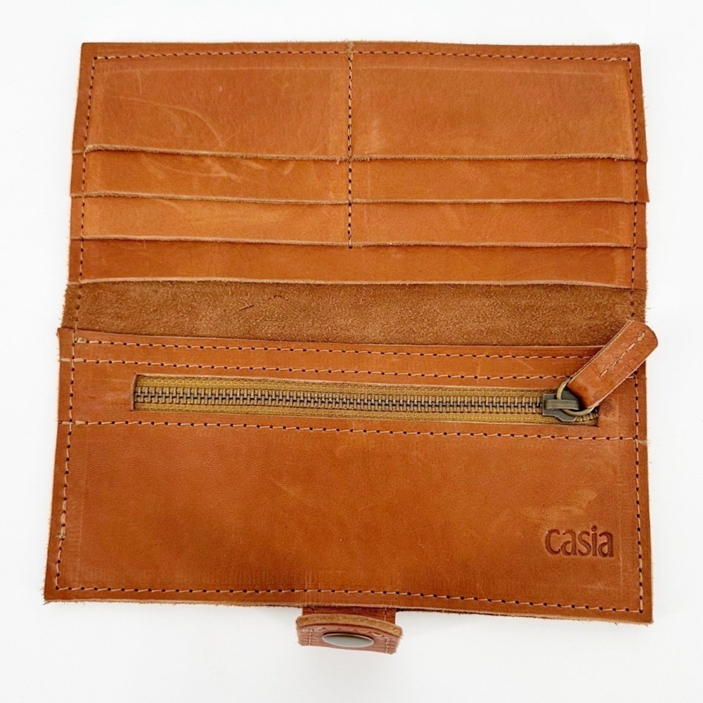 Casia Malva Leather Wallet - Picture 3 of 5